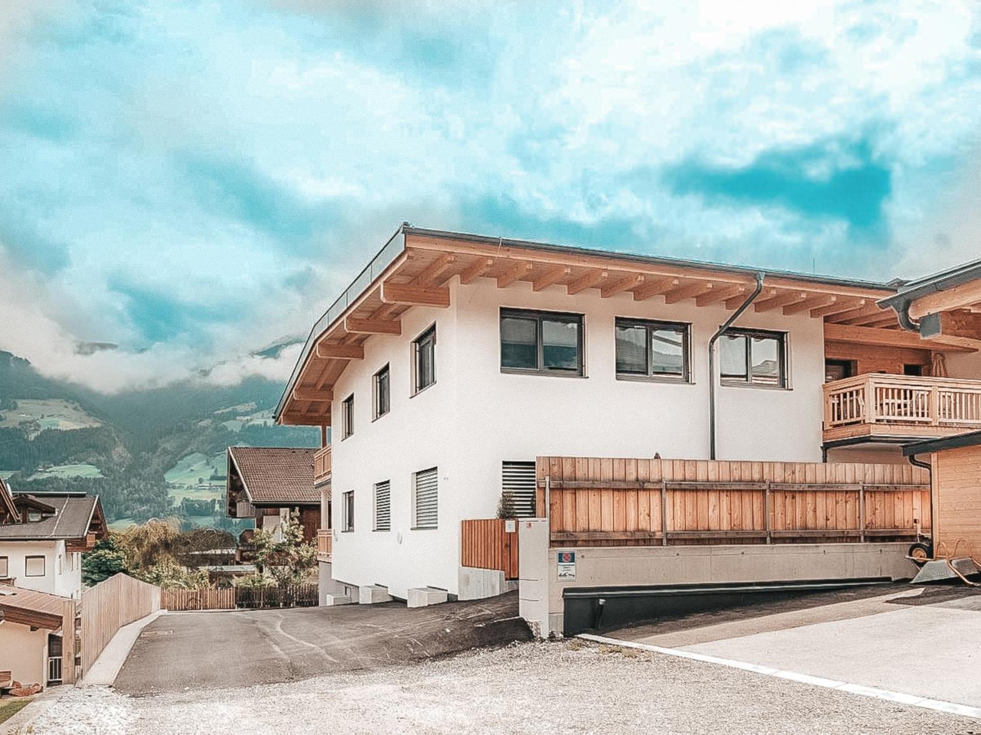 Chez Nous - Balcony Und Car Park By Alpenluxus Appartements 菲根 外观 照片